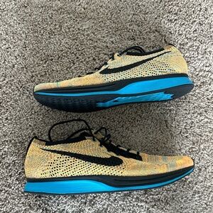 Nike Flyknit Racer sherbert colorway size 11